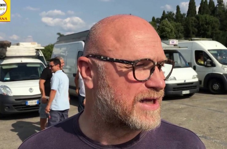 COMMERCIO, M5S: “CON GLI AMBULANTI CONTRO LA BOLKESTEIN”