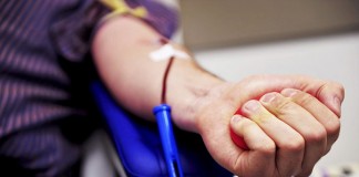 CALANO DONATORI DI SANGUE MA A PISA BUTTANO VIA EMAZIE CONCENTRATE: 8MILA IN 15 ANNI. DOV’ERA LA FILIERA DI CONTROLLO?