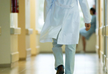 LEUCEMIE “DISSERVIZI INACCETTABILI PER PAZIENTI ASL NORD OVEST. QUANDO E COME ARRIVERA’ IL PERSONALE NECESSARIO?”