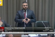 CI BOCCIANO TAGLIO AI VITALIZI MENTRE TAGLIANO FONDI A LOTTA ALLA POVERTA’