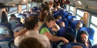 PENDOLARI SOFFRONO DISAGI DAL 10 SETTEMBRE. RIDICOLO AGGIUNGERE UN TRENO, DA VIAREGGIO, A UNA SETTIMANA DA FINE LAVORI