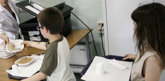 PD LASCIA BILANCI DISASTROSI, MA INTOLLERABILE SEGREGARE DEI BAMBINI PER VETRINA POLITICA