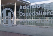 SALA OPERATORIA CHIUSA PER GLI INSETTI. GIUNTA CHIARISCA