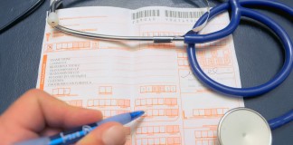 CITTADINI AVANTI E INDIETRO DAL MEDICO PER RICETTA STESSO FARMACO. PERCHE’ NON ATTIVARE PRESCRIZIONE AUTOMATICA NEL FASCICOLO SANITARIO ELETTRONICO?