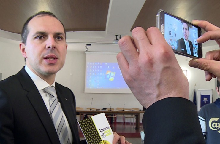 DIFENSORE CIVICO REGIONALE? L’EX PRESIDENTE DI CORECOM!