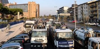 ABBANDONATI DALLA (MALA) POLITICA, GLI SPURGHISTI HANNO RAGIONE