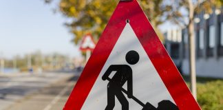 PIOGGIA DI EURO SU PROVINCE E MUNICIPI PER LA CURA DI STRADE, SCUOLE ED EDIFICI PUBBLICI