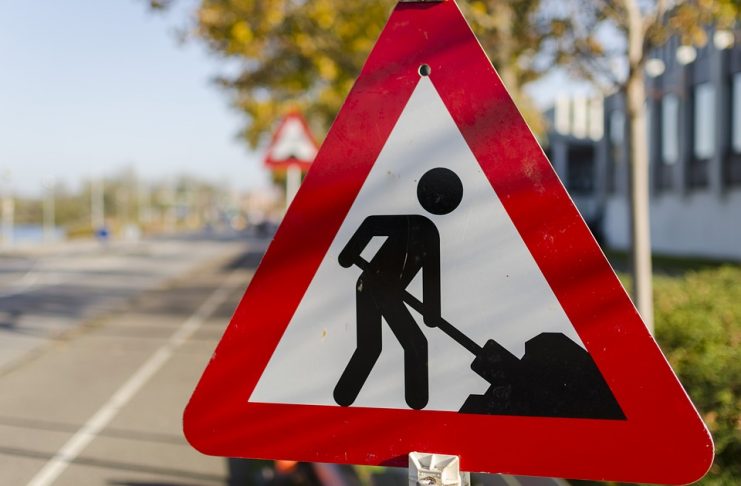 PIOGGIA DI EURO SU PROVINCE E MUNICIPI PER LA CURA DI STRADE, SCUOLE ED EDIFICI PUBBLICI