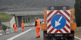 E45, ammortizzatori sociali