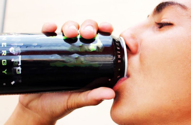 Quartini (M5S): “Limitare la vendita di ‘energy drink’ ai minorenni”. Approvata mozione in Consiglio regionale.