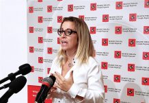 Cibo sintetico, Galletti (M5S): “Firmerò la petizione Coldiretti per tutelare il nostro sistema agroalimentare”