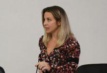 Scontri liceo Firenze, Galletti (M5S): “Prioritario ripristinare la didattica ordinaria per non danneggiare gli studenti”