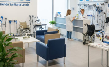 Centro Ausili Versilia, M5S: “Servizi più vicini ai cittadini, nessuna famiglia deve restare sola”