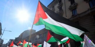 Svastiche su striscione per la Palestina al liceo di Sesto Fiorentino, M5S: «Un gesto vile e inaccettabile. La scuola resta presidio di libertà e di pace»